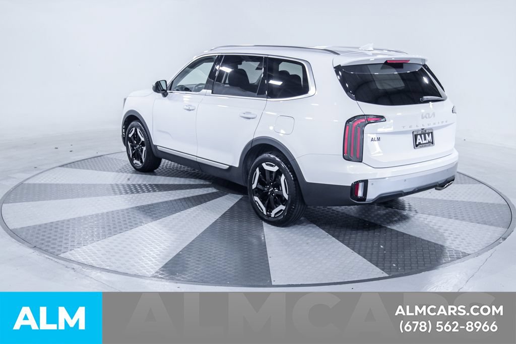 Used 2024 Kia Telluride EX FWD image 7