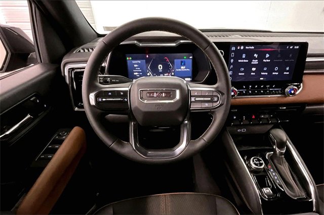 Used 2024 GMC Canyon AT4 w/ Canyon Safety Plus Package image 5