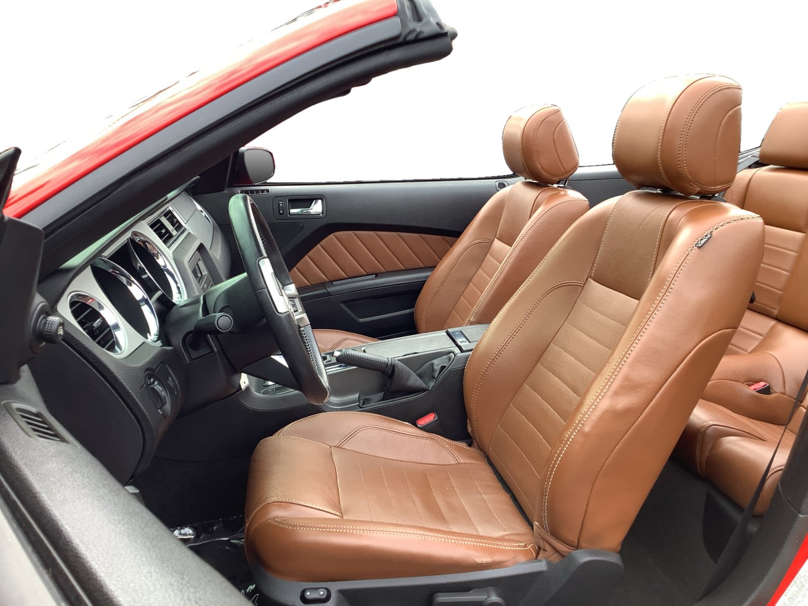 Used 2013 Ford Mustang GT Premium w/ Security Pkg RWD image 9