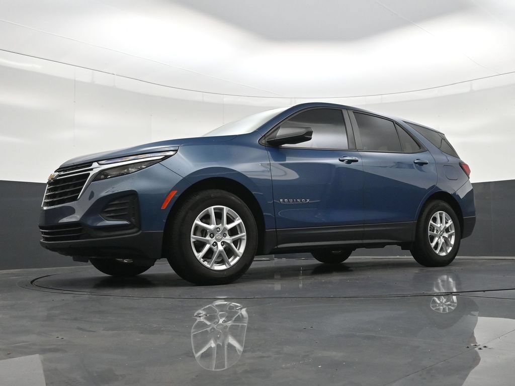 Used 2024 Chevrolet Equinox LS FWD image 23