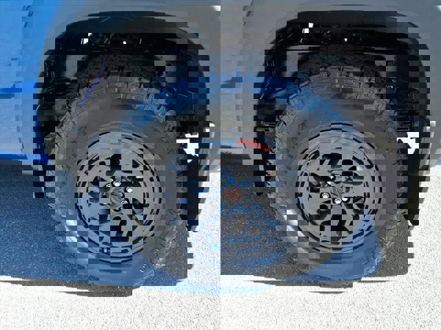 New 2026 Nissan Frontier PRO-4X image 4