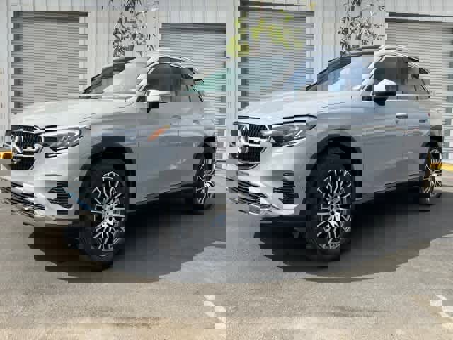 New 2026 Mercedes-Benz GLC 300 4MATIC