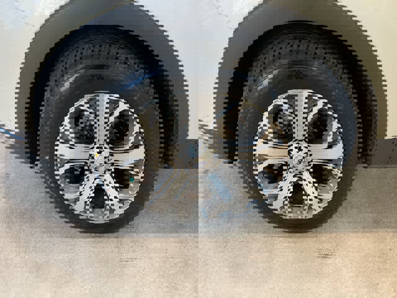 Used 2018 Ford Explorer Platinum image 10