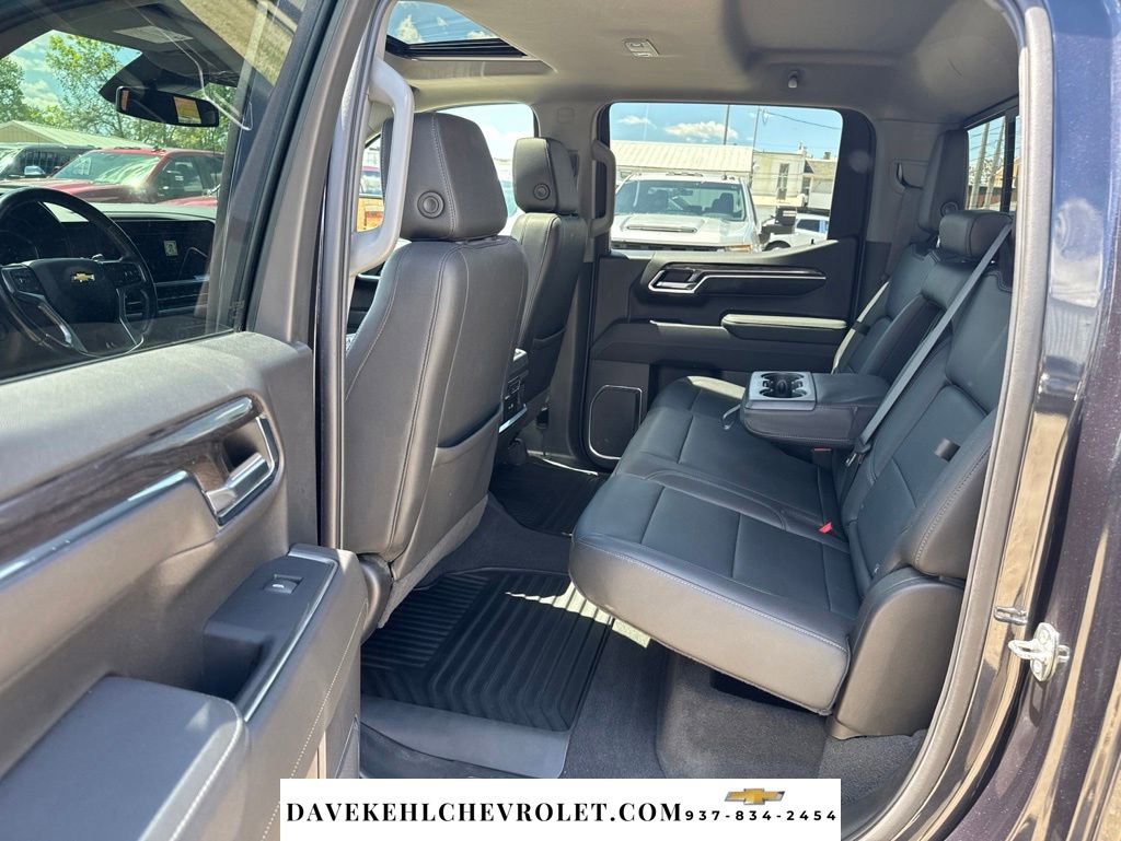 Used 2022 Chevrolet Silverado 1500 LTZ w/ LTZ Premium Package AWD/4WD image 24