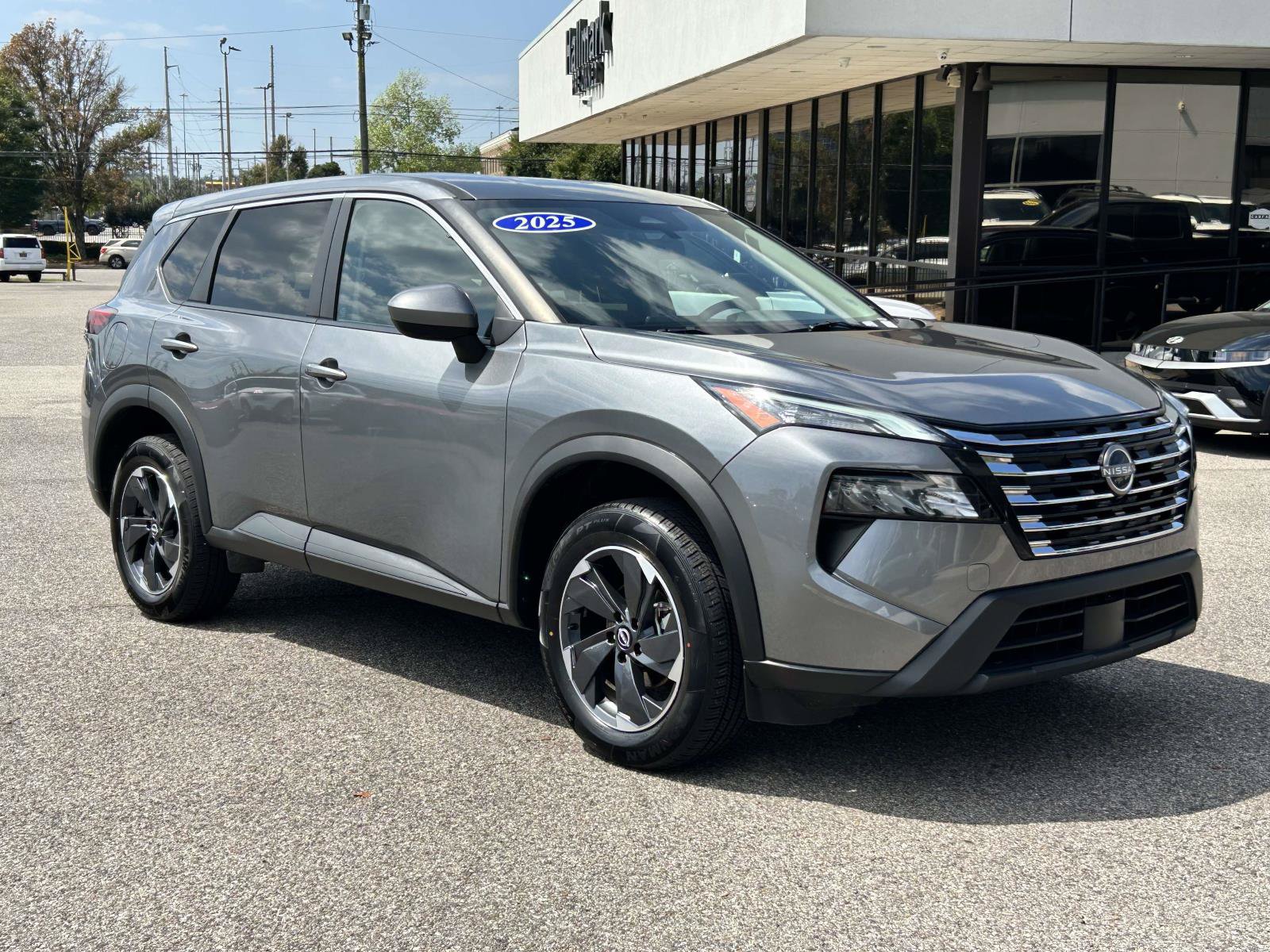 Used 2025 Nissan Rogue SV