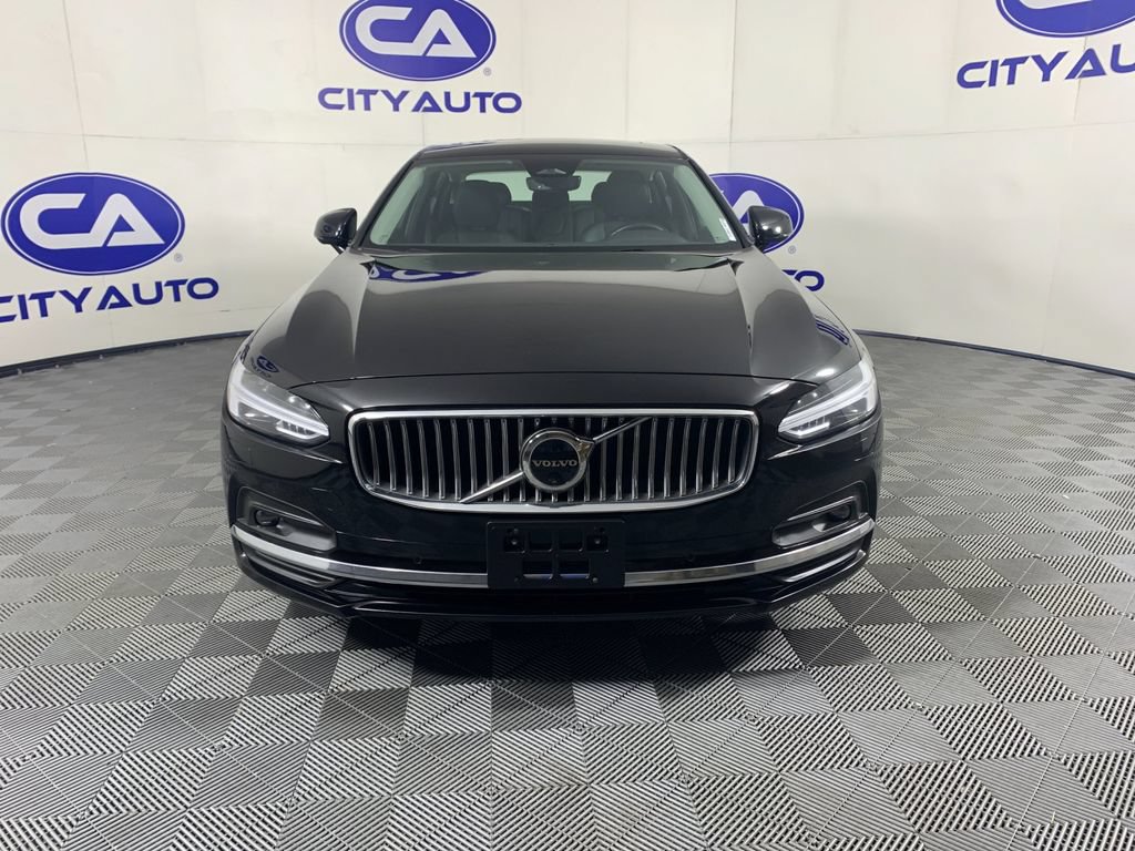 Used 2024 Volvo S90 B6 Plus AWD/4WD image 9