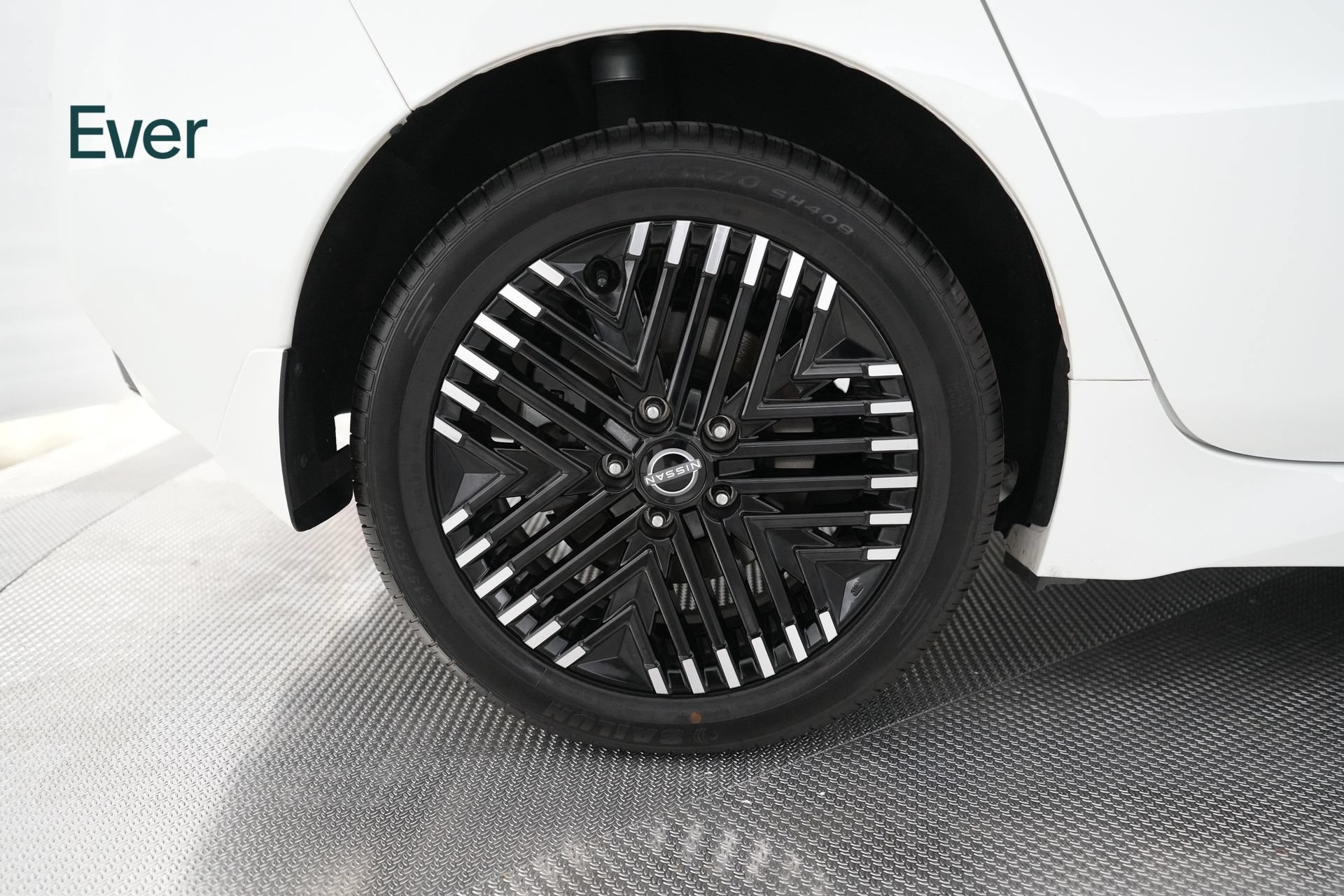 Used 2024 Nissan Leaf SV Plus FWD image 9