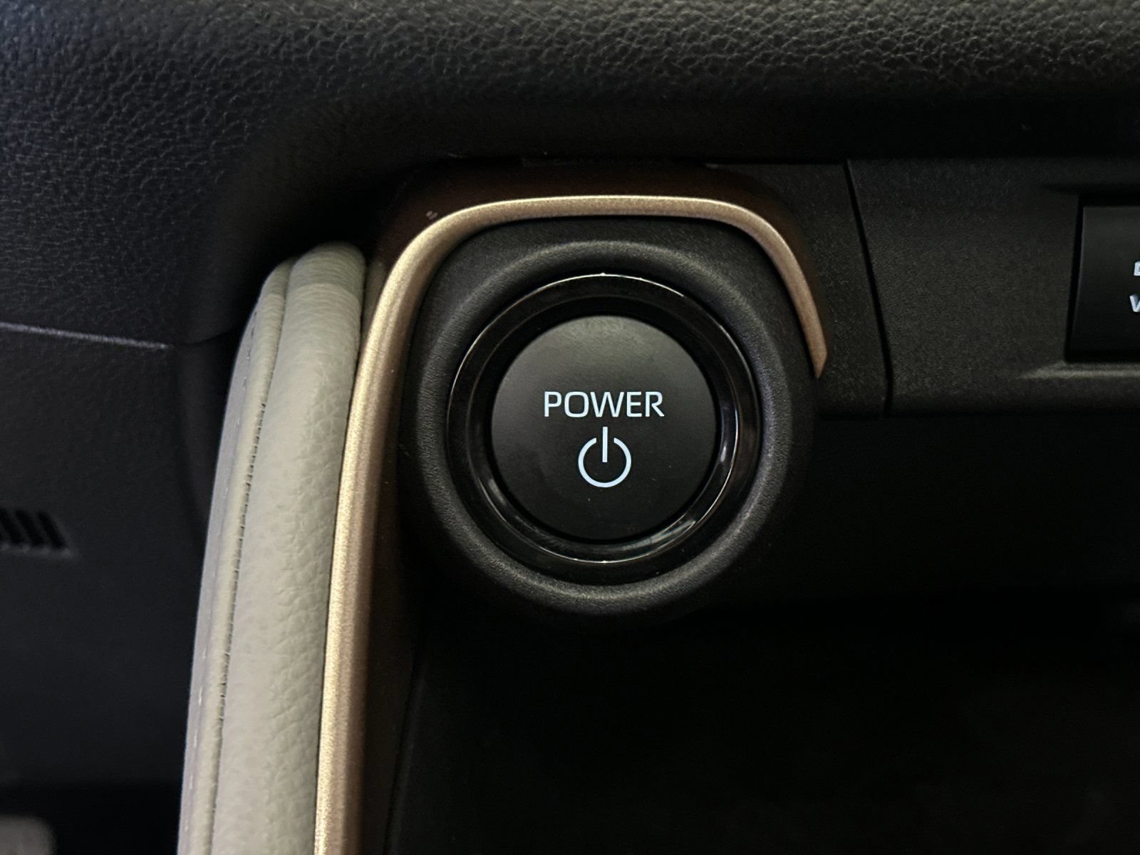 Used 2025 Toyota Grand Highlander AWD Hybrid image 26