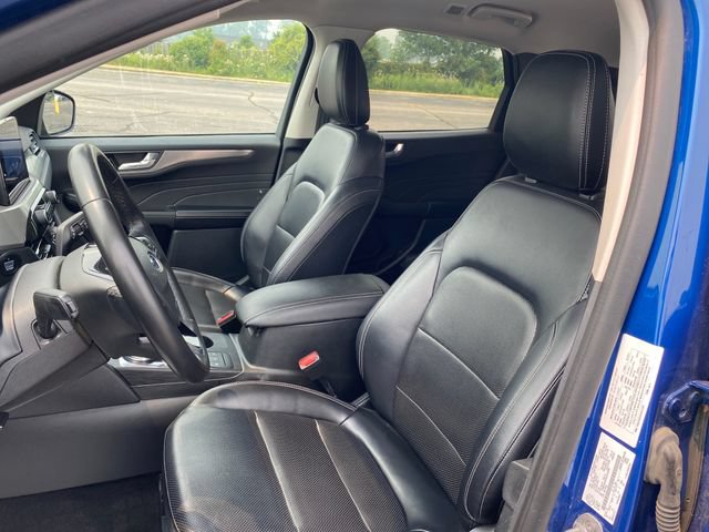 Used 2022 Ford Escape Titanium AWD/4WD image 15