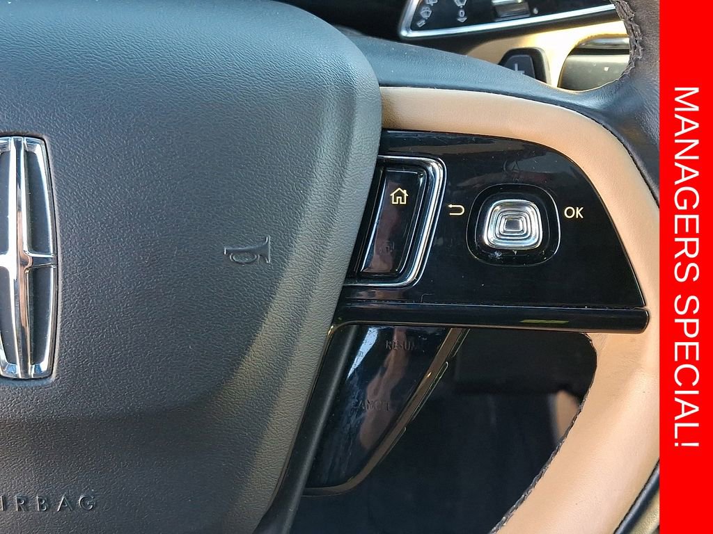 Used 2020 Lincoln Corsair Reserve AWD/4WD image 22