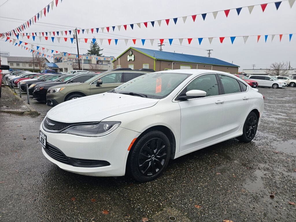 Used 2016 Chrysler 200 LX image 3