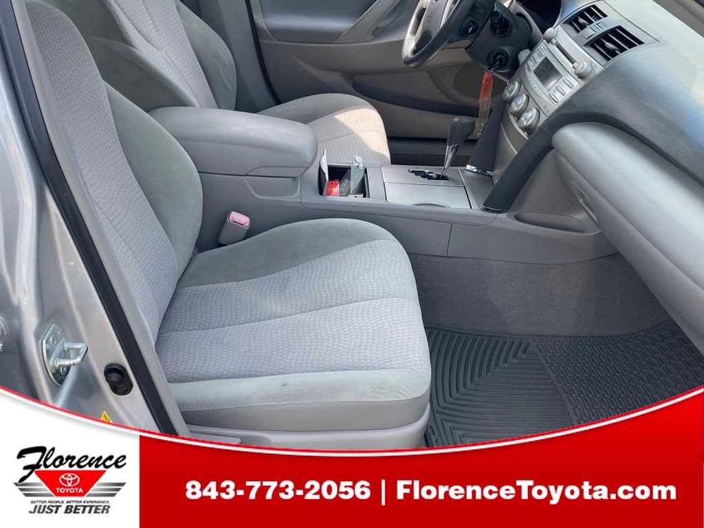 Used 2010 Toyota Camry FWD image 16