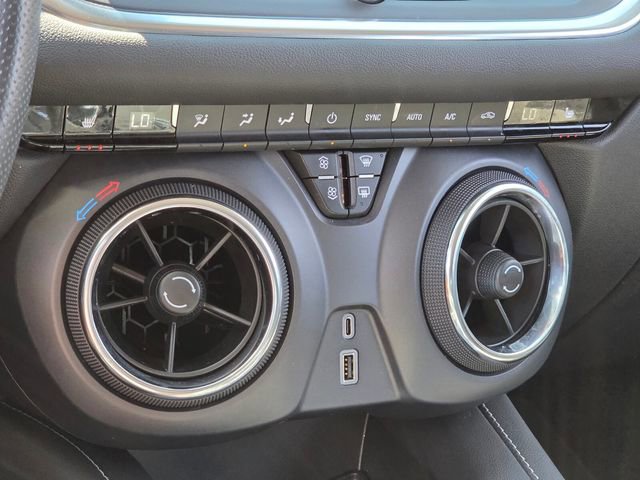 Used 2025 Chevrolet Blazer LT image 24