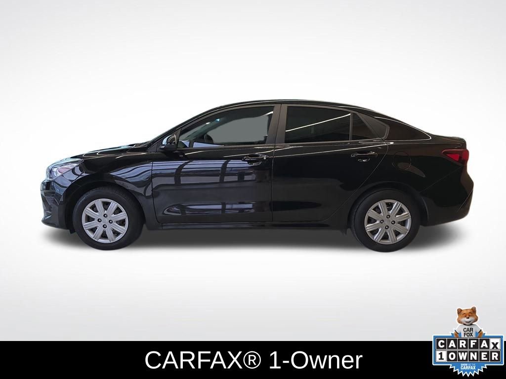 Used 2023 Kia Rio LX image 2