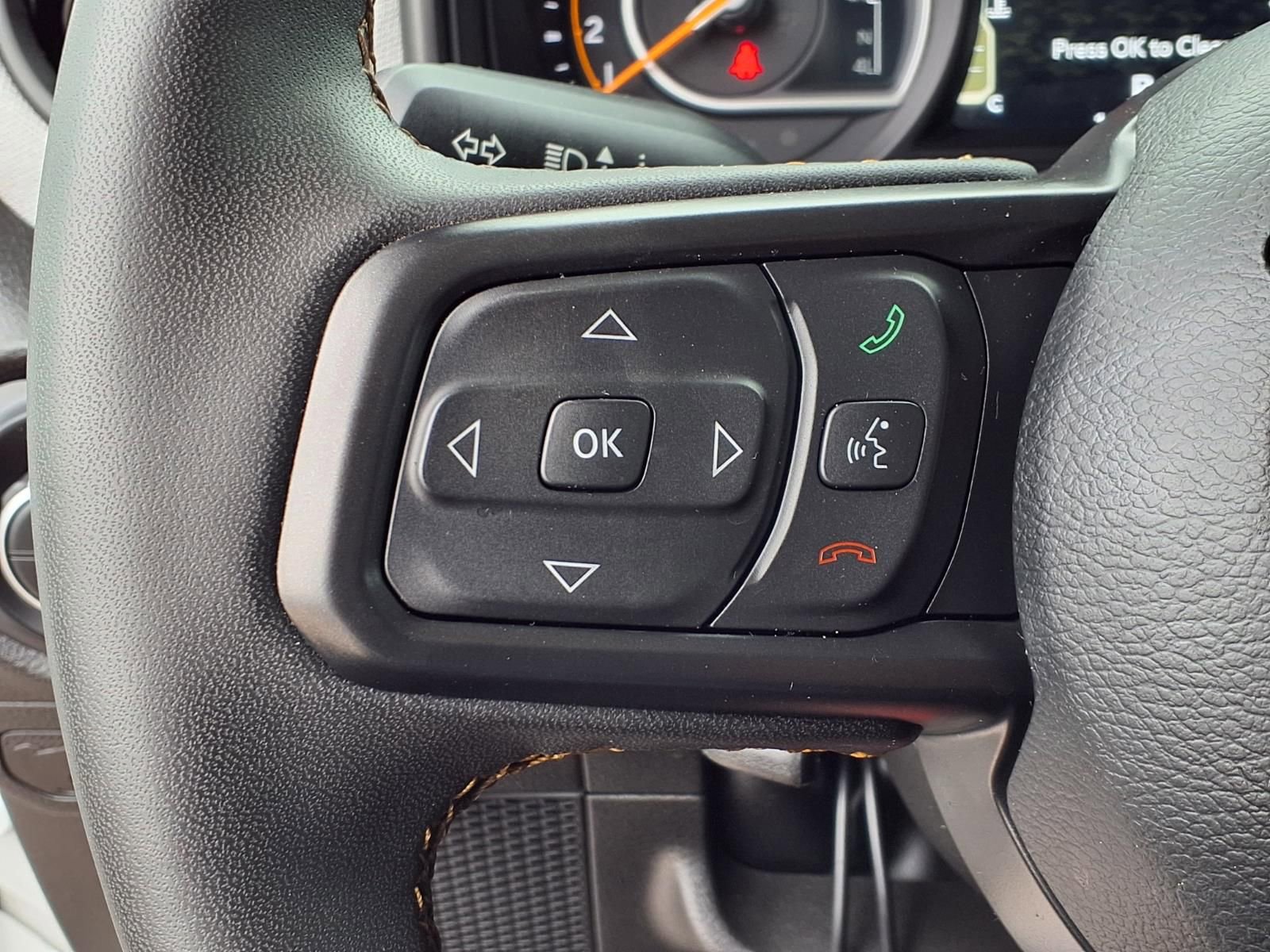 Used 2024 Jeep Gladiator Sport AWD/4WD image 14