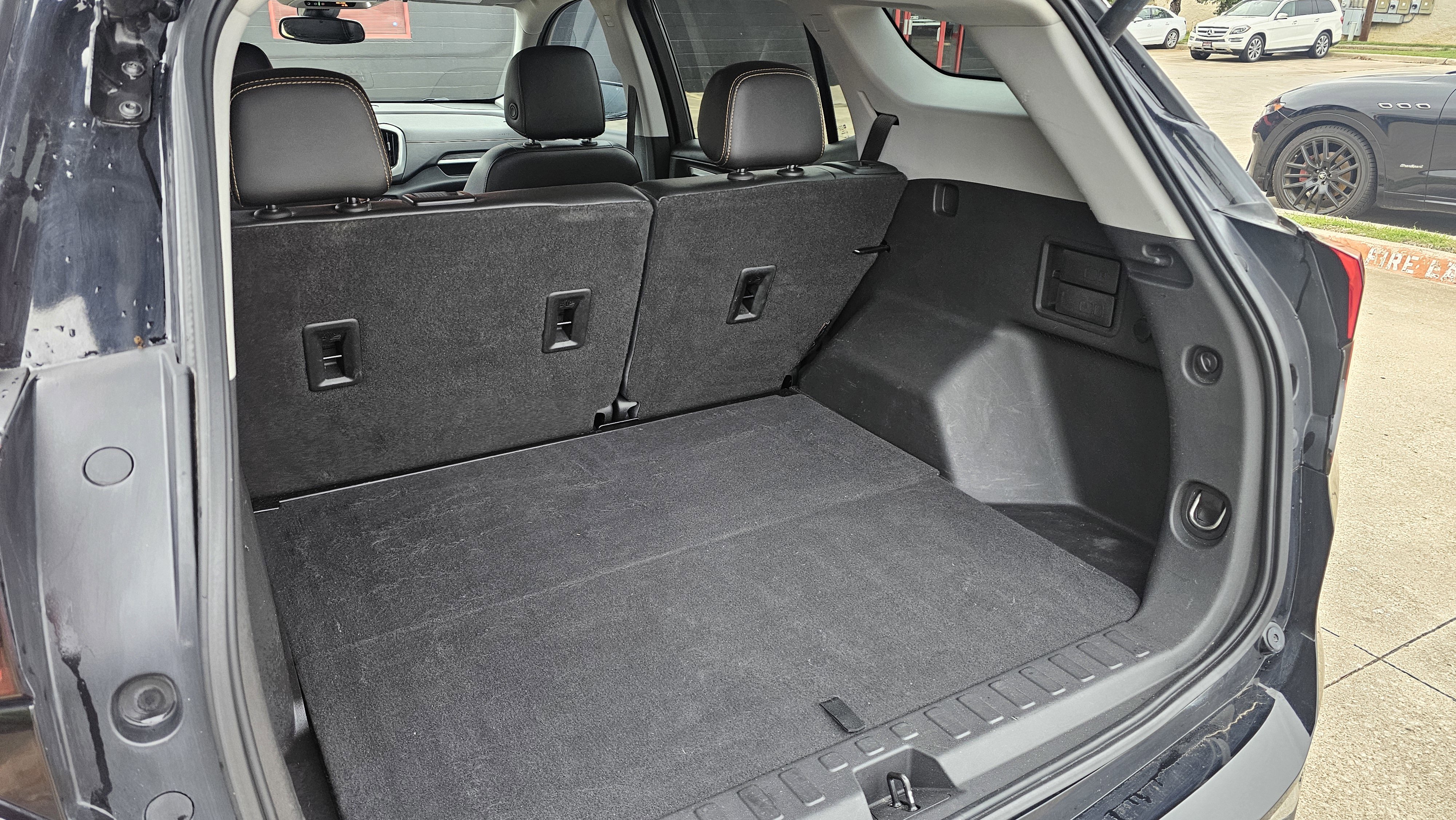 Used 2021 GMC Terrain SLT FWD image 19