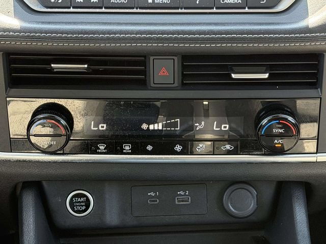 Used 2023 Nissan Rogue SV AWD/4WD image 21