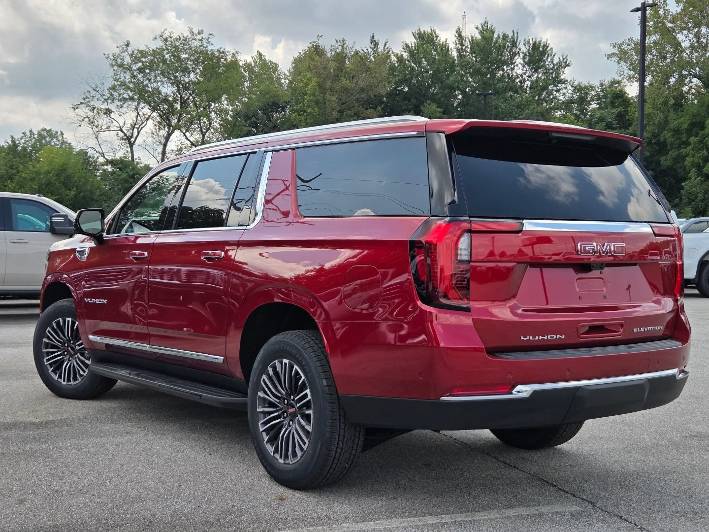 New 2026 GMC Yukon XL Elevation w/ Technology Package AWD/4WD image 17