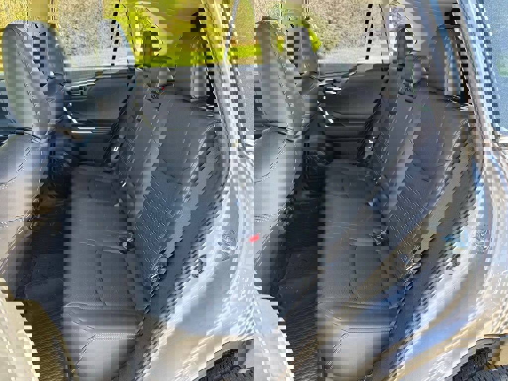 Used 2021 Toyota RAV4 Limited image 27