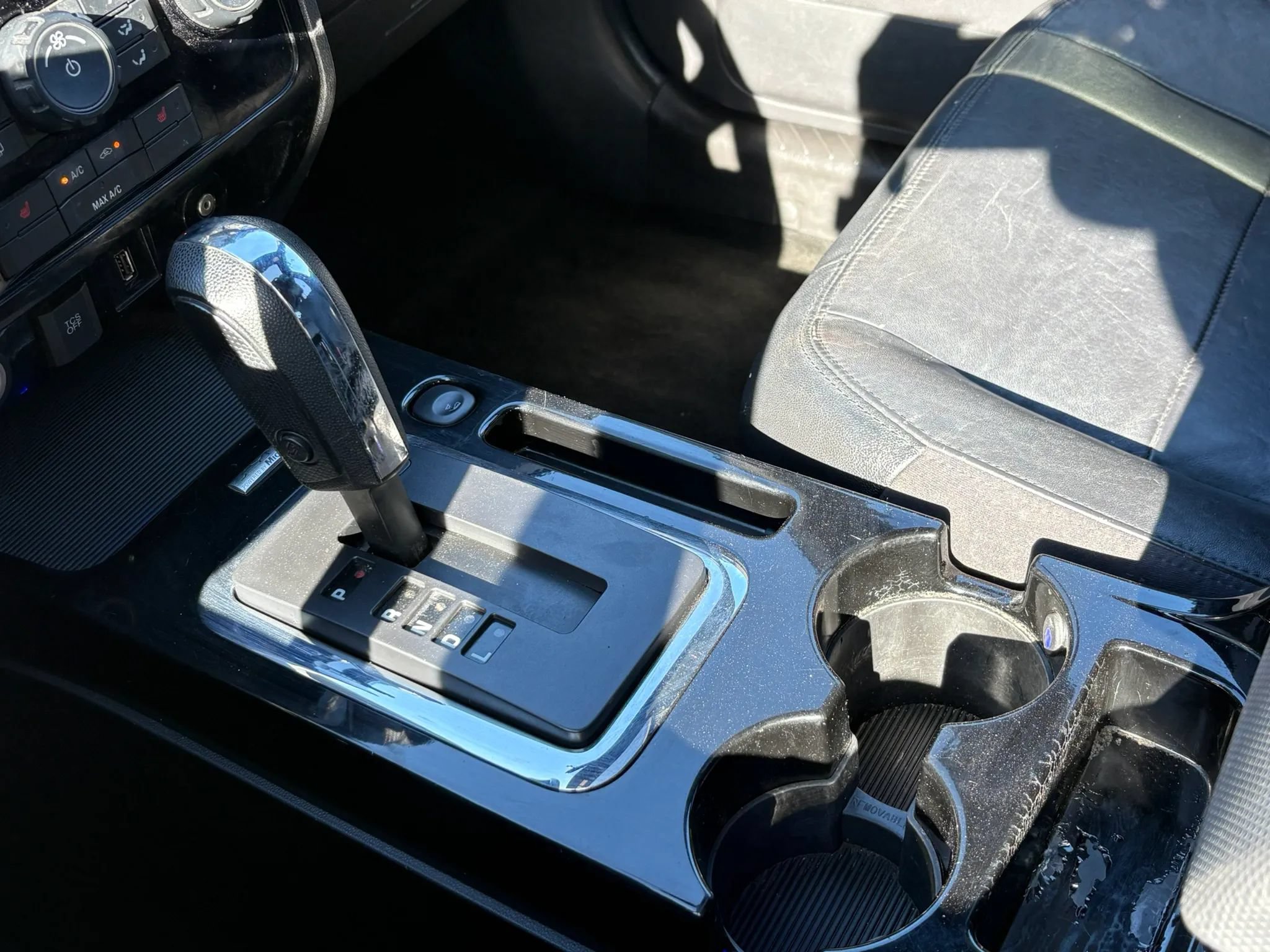Used 2012 Ford Escape Limited FWD image 11