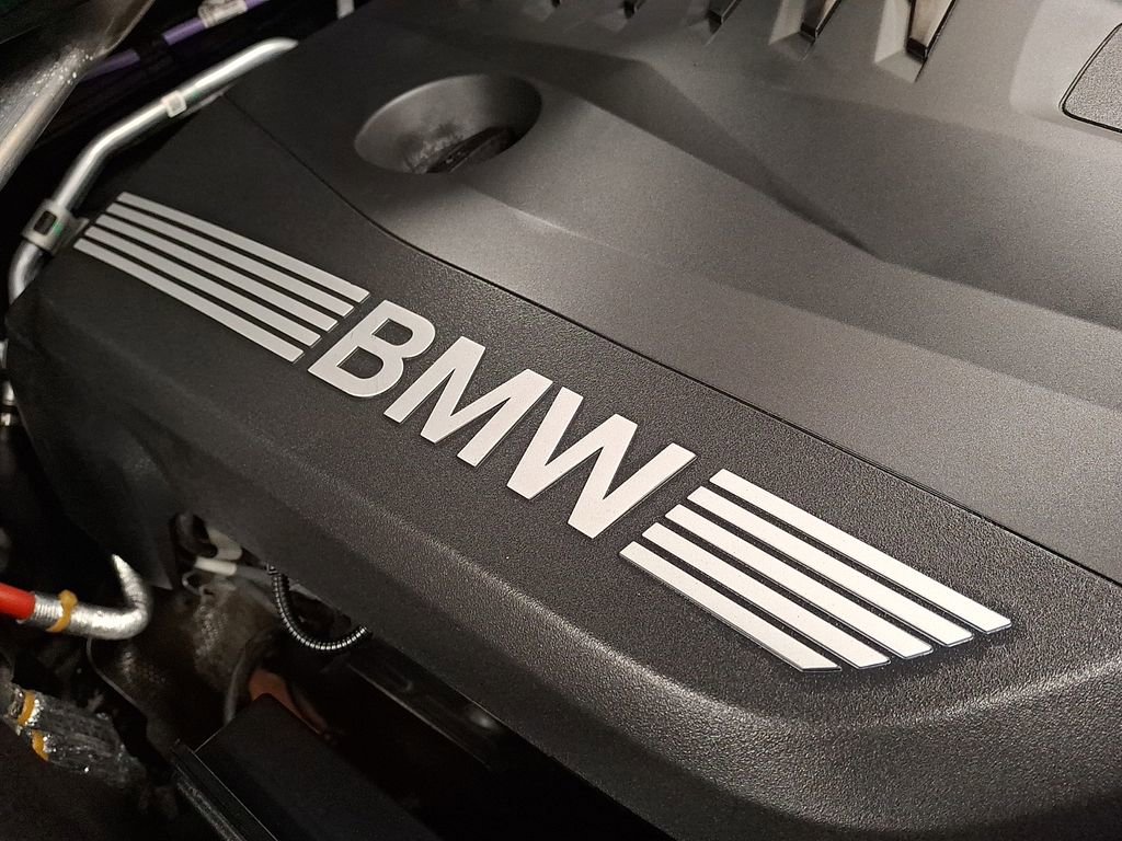 Certified 2023 BMW X7 xDrive40i w/ Executive Package image 27