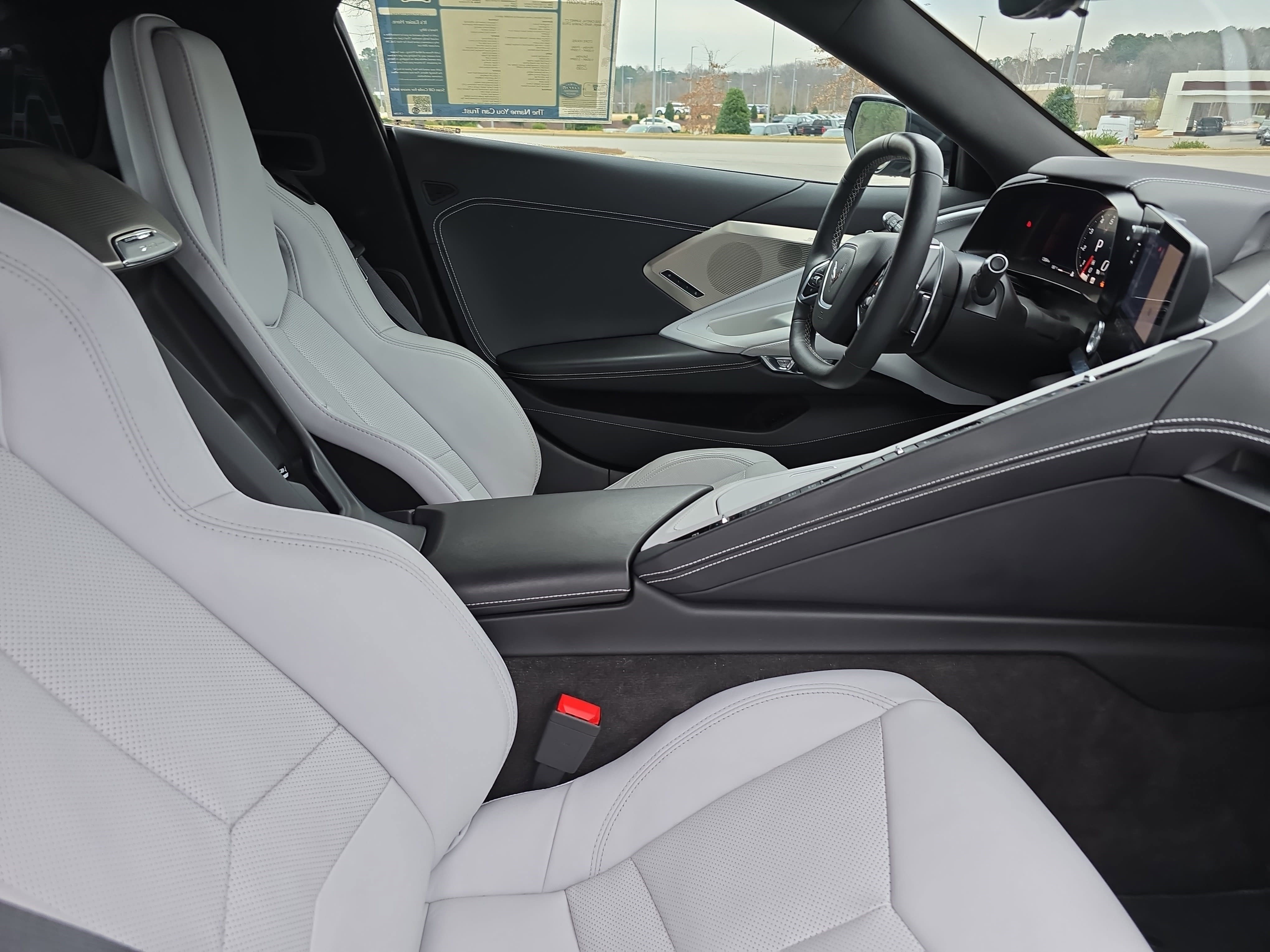 Used 2023 Chevrolet Corvette Stingray Preferred Cpe w/ Z51 Performance Package image 10