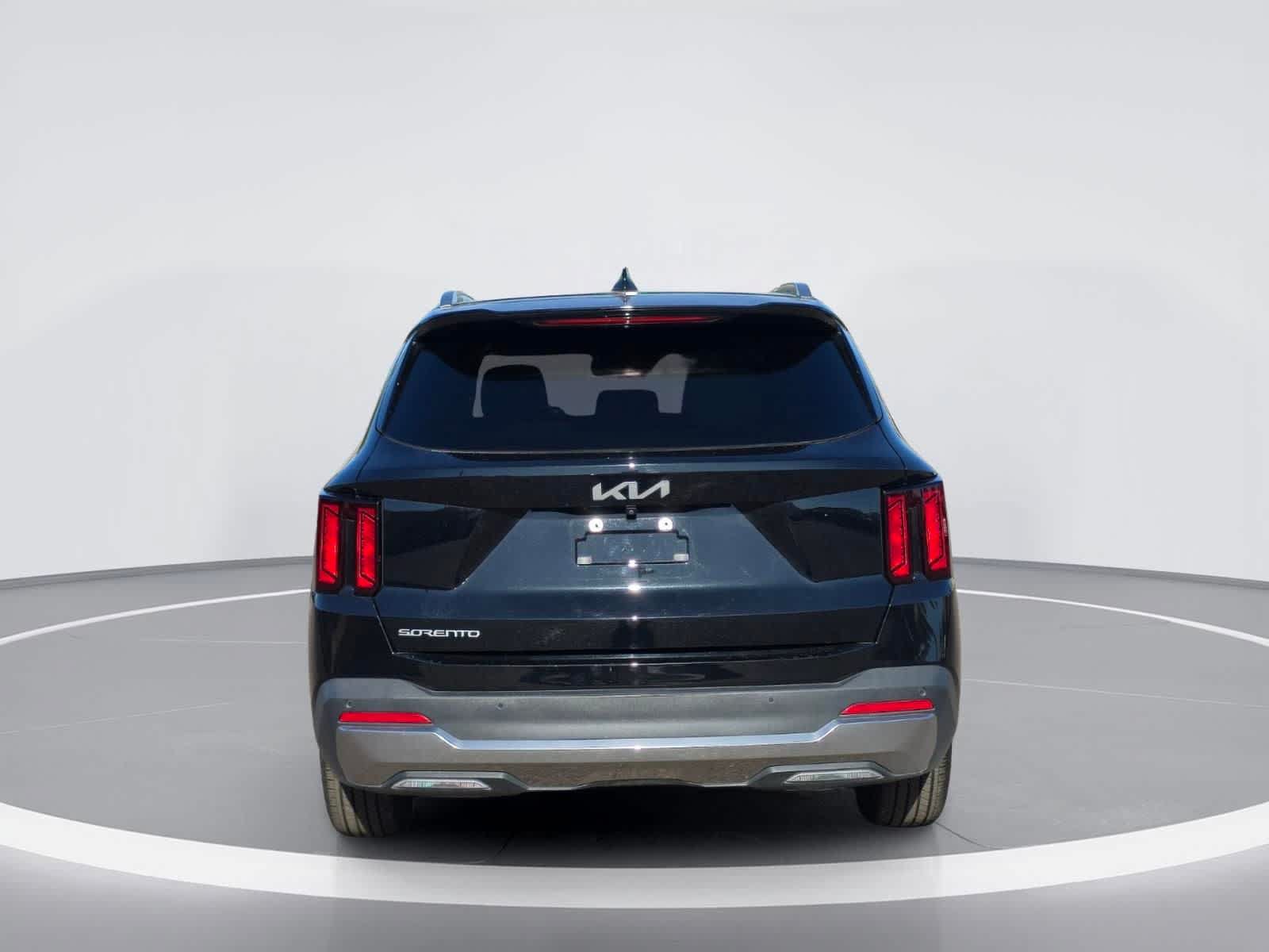 Used 2025 Kia Sorento S w/ Panoramic Sunroof Package FWD image 5