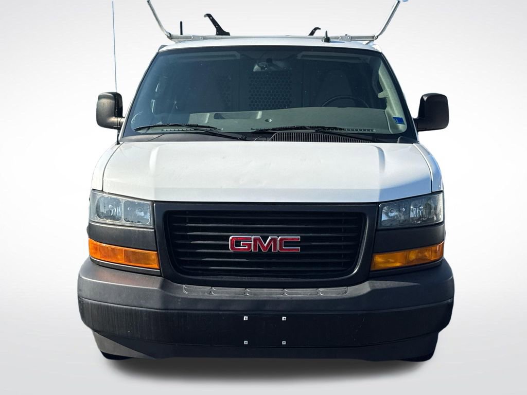 Used 2023 GMC Savana 2500 w/ Driver Convenience Package RWD image 3