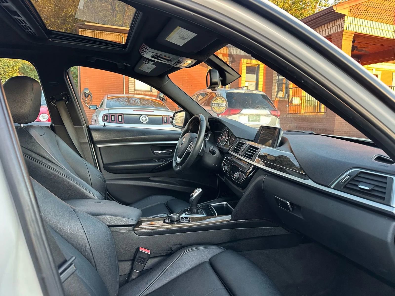 Used 2016 BMW 328i Sedan RWD image 16