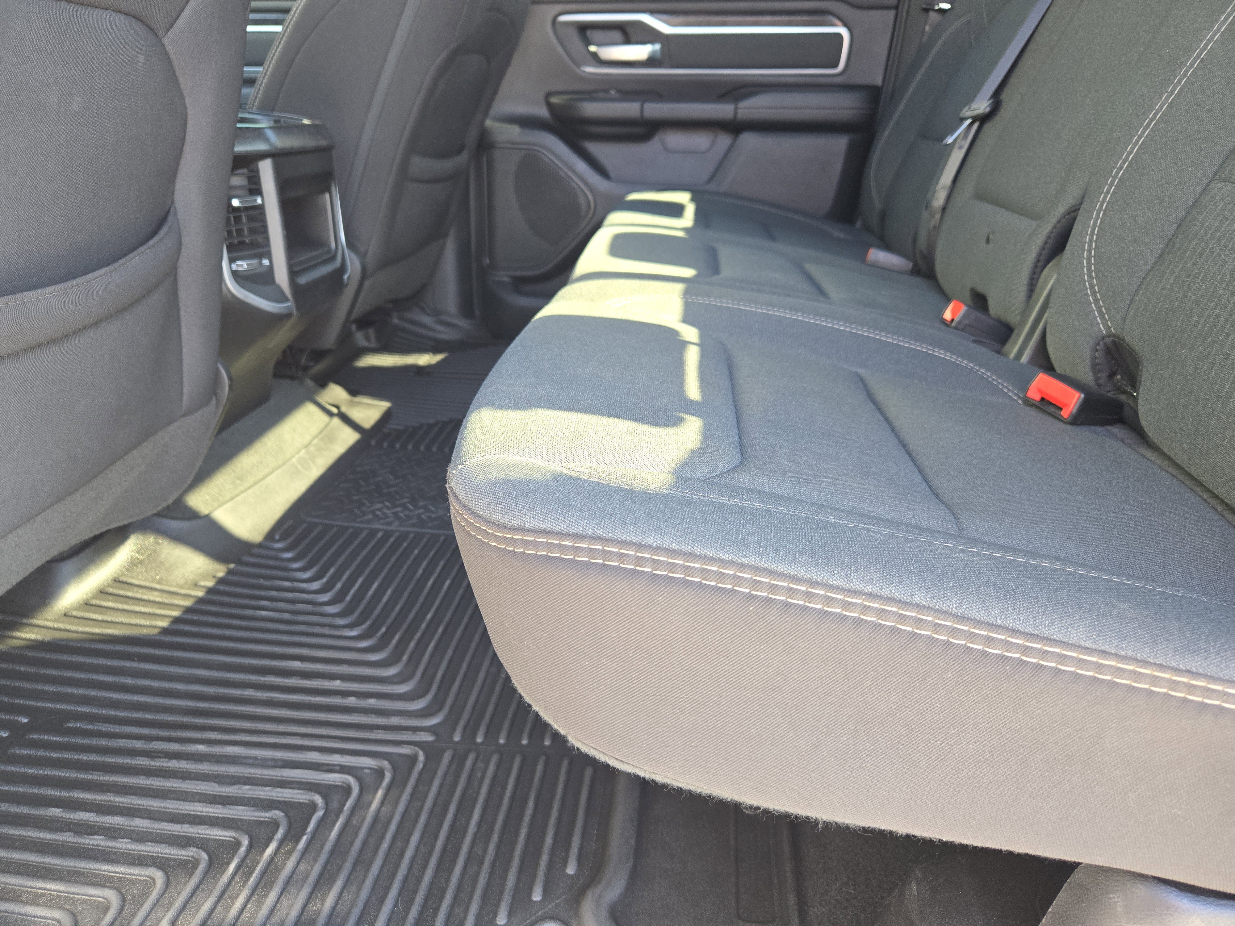 Used 2023 RAM 1500 Big Horn image 33