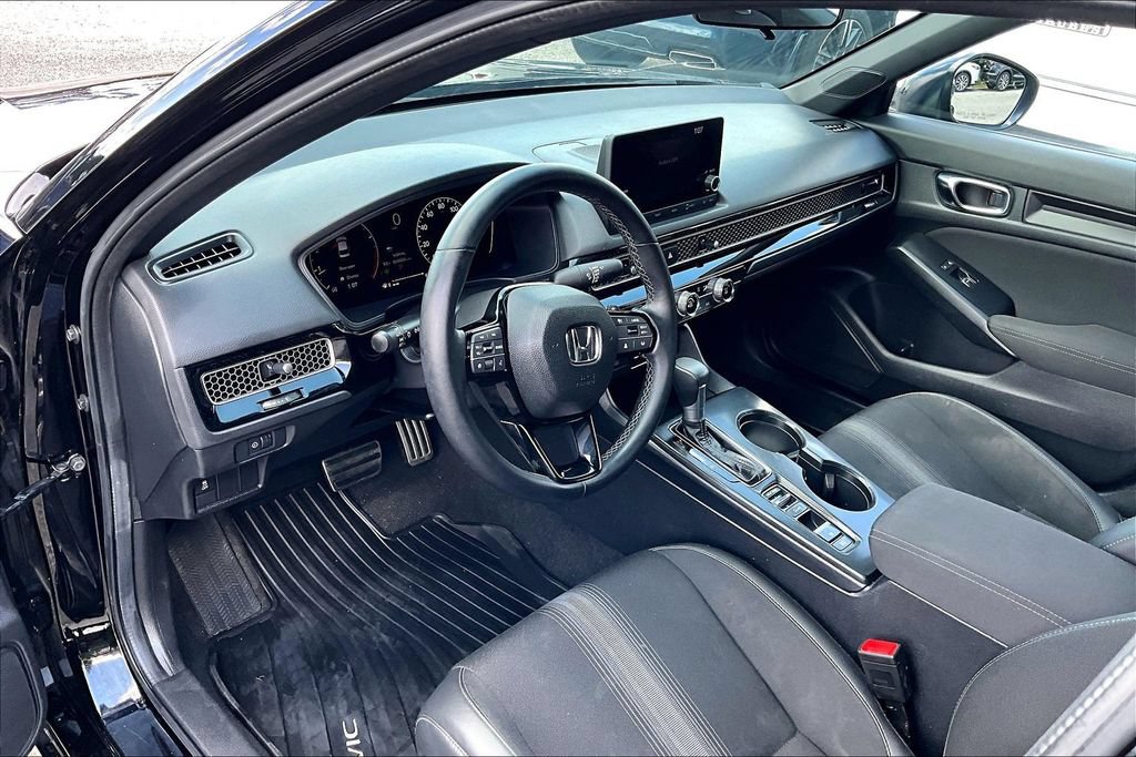 Used 2025 Honda Civic Sport image 14