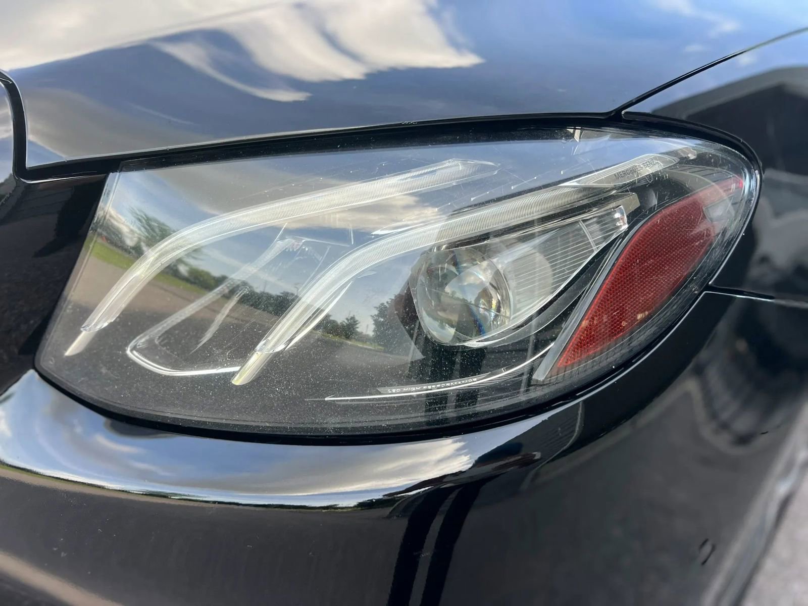 Used 2018 Mercedes-Benz E 300 image 18