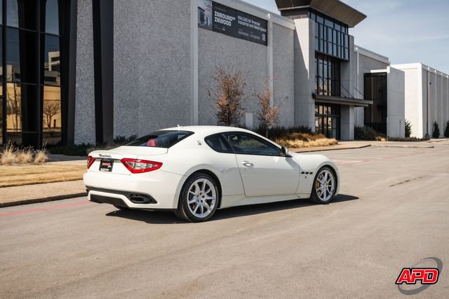 Used 2017 Maserati GranTurismo Sport image 40