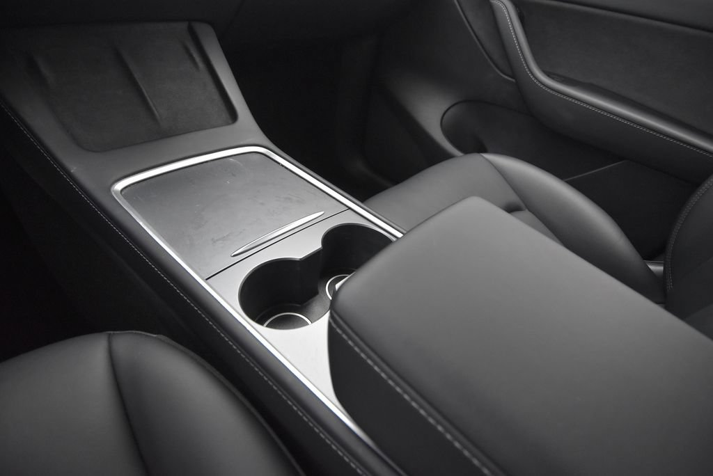 Used 2022 Tesla Model Y Performance AWD/4WD image 32