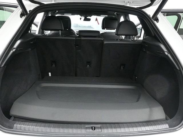 Used 2020 Audi Q3 2.0T Premium image 13