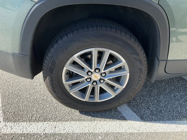 Used 2023 Chevrolet Traverse LT w/ LPO, Floor Liner Package image 11