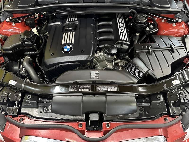 Used 2013 BMW 328i Convertible RWD image 26