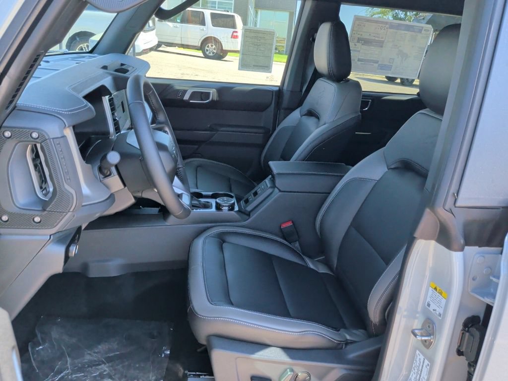 New 2026 Ford Bronco Outer Banks AWD/4WD image 12