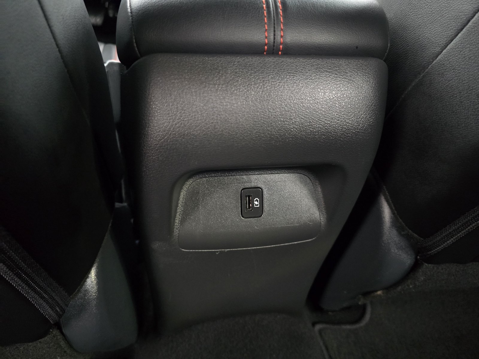 Certified 2025 Nissan Sentra SR w/ SR Premium Package FWD image 25
