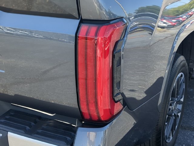 Used 2024 Toyota Tundra Limited w/ Power Package RWD image 11