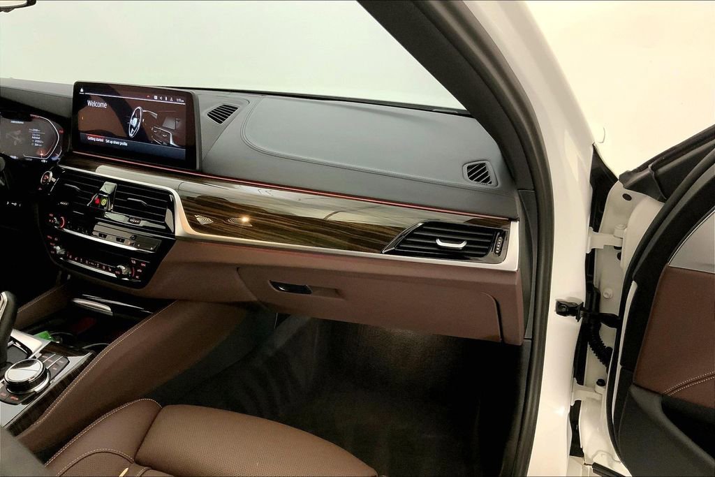 Certified 2023 BMW M550i xDrive w/ Dynamic Handling Package AWD/4WD image 23