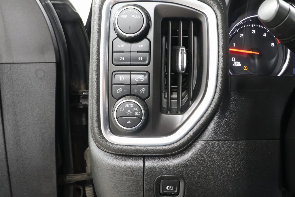 Used 2020 Chevrolet Silverado 2500 LTZ image 18