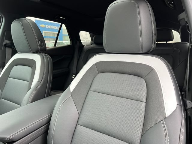New 2026 Chevrolet Blazer EV LT AWD/4WD image 14