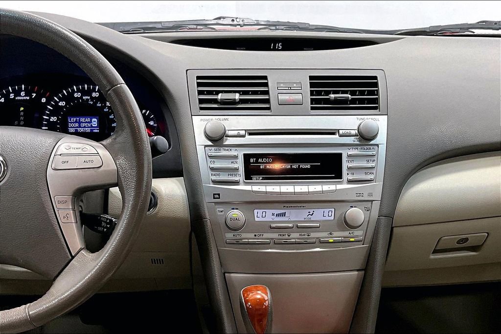 Used 2011 Toyota Camry XLE w/ XLE Extra-Value Pkg #2 image 8