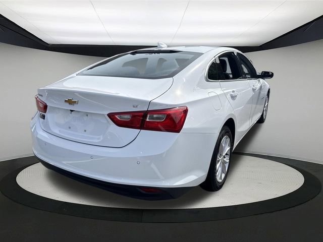 Used 2025 Chevrolet Malibu LT image 9