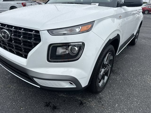 New 2026 Hyundai Venue SEL FWD image 42