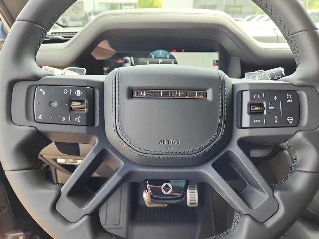 New 2026 Land Rover Defender 110 OCTA AWD/4WD image 16