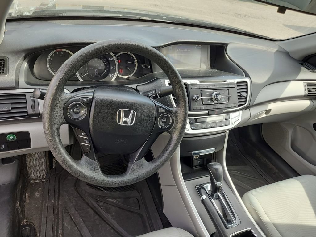Used 2015 Honda Accord LX image 7