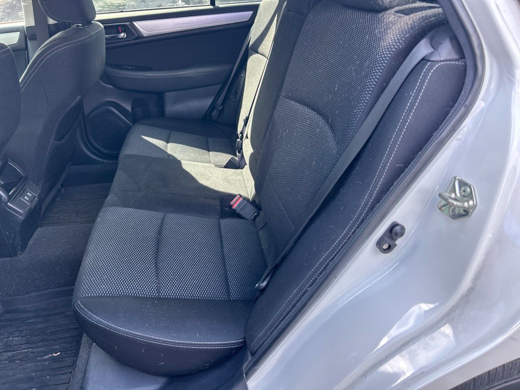 Used 2019 Subaru Outback 2.5i Premium AWD/4WD image 15