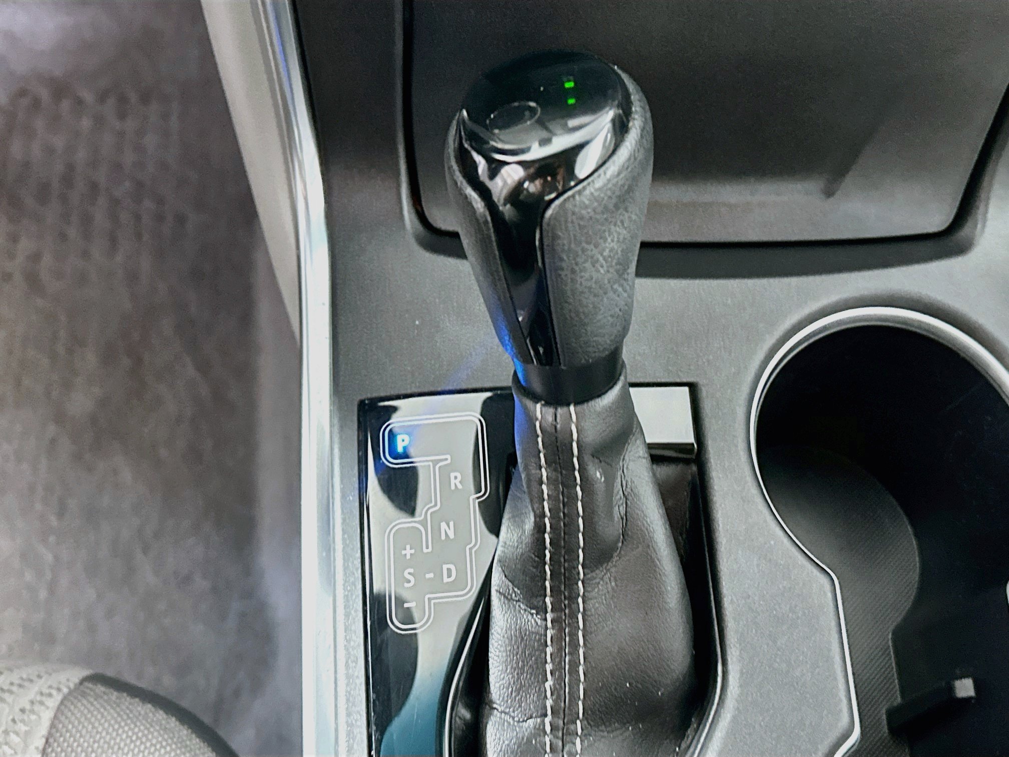 Used 2017 Toyota Camry LE FWD image 23